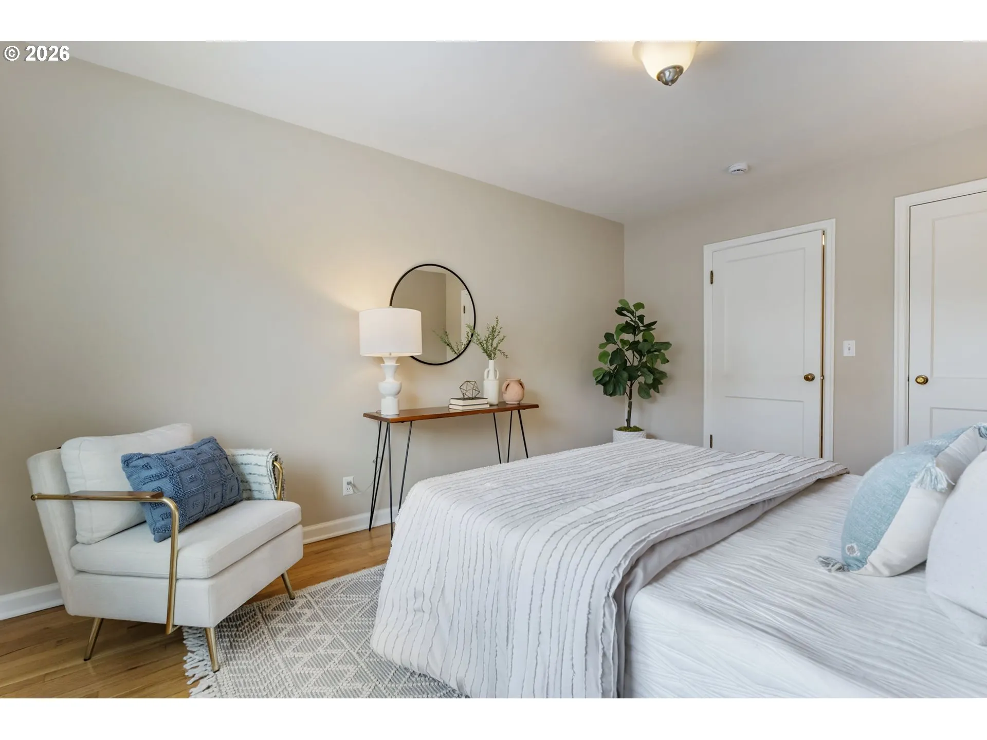 Bedroom, Primary