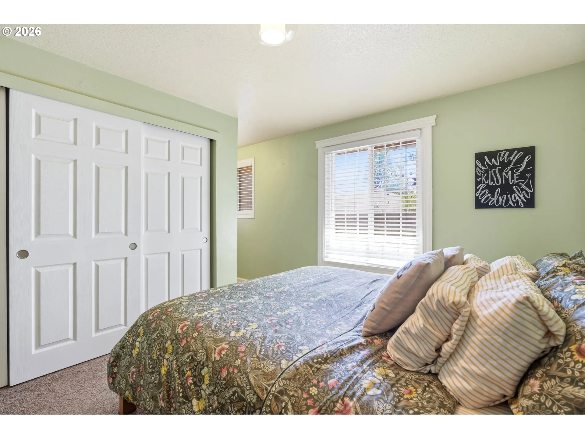 Bedroom, Primary