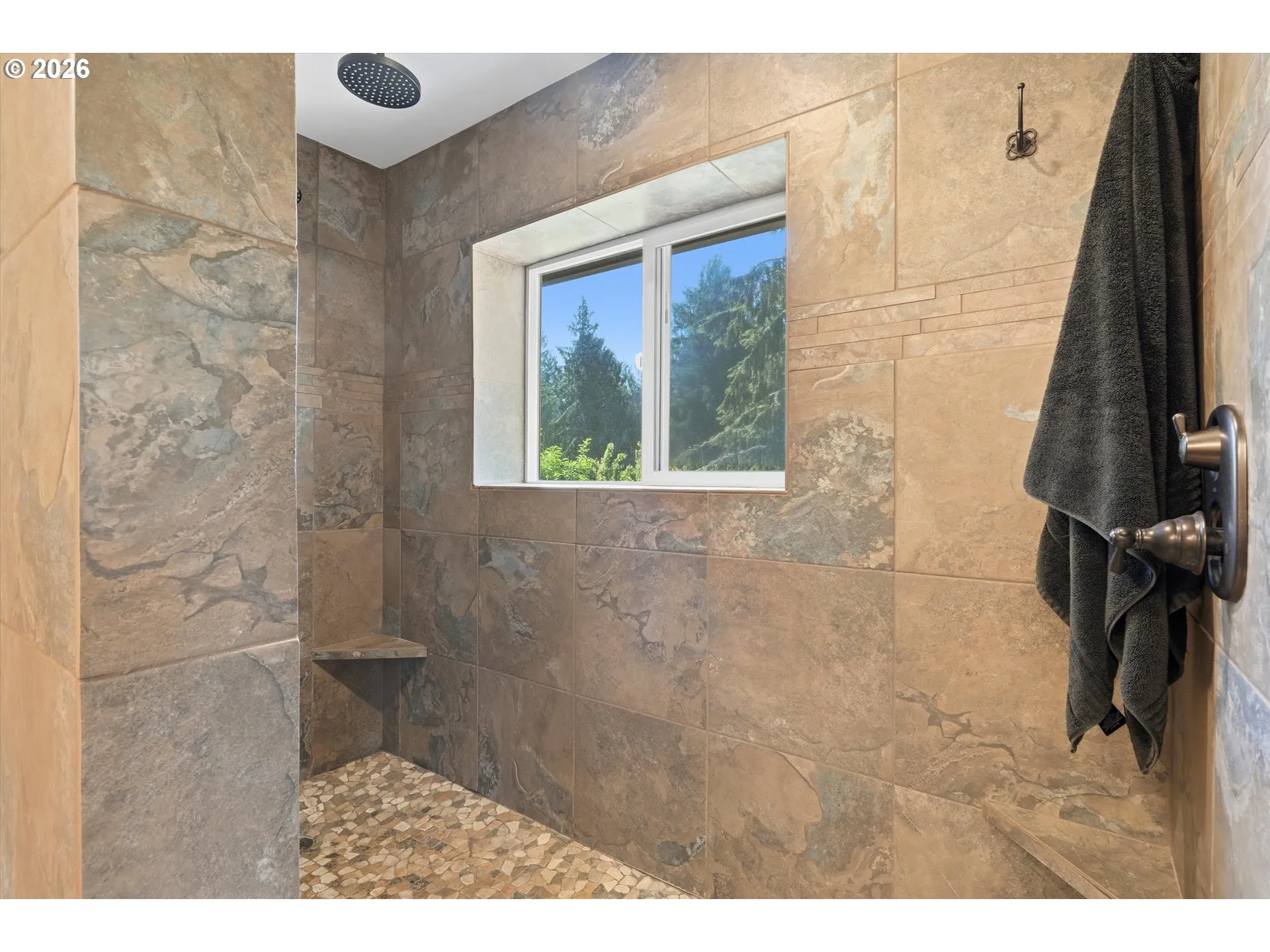 Bathroom-Walk in Shower