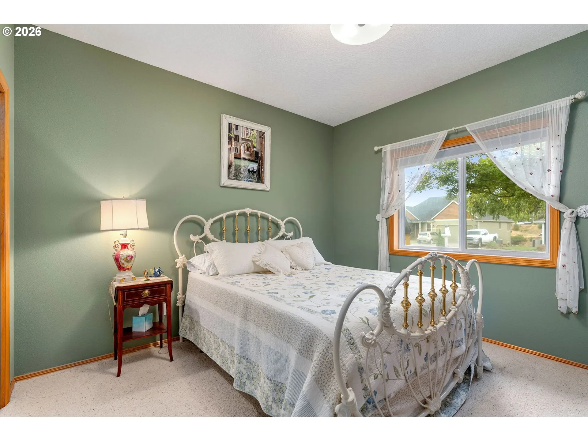 Bedroom-Main