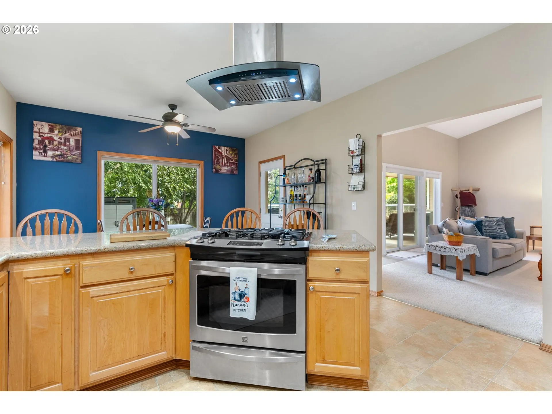Kitchen/Living Room