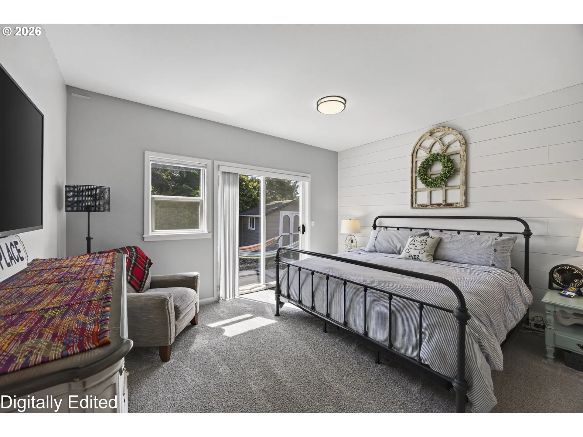 Bedroom, Owner's Suite-Walk-In Closet