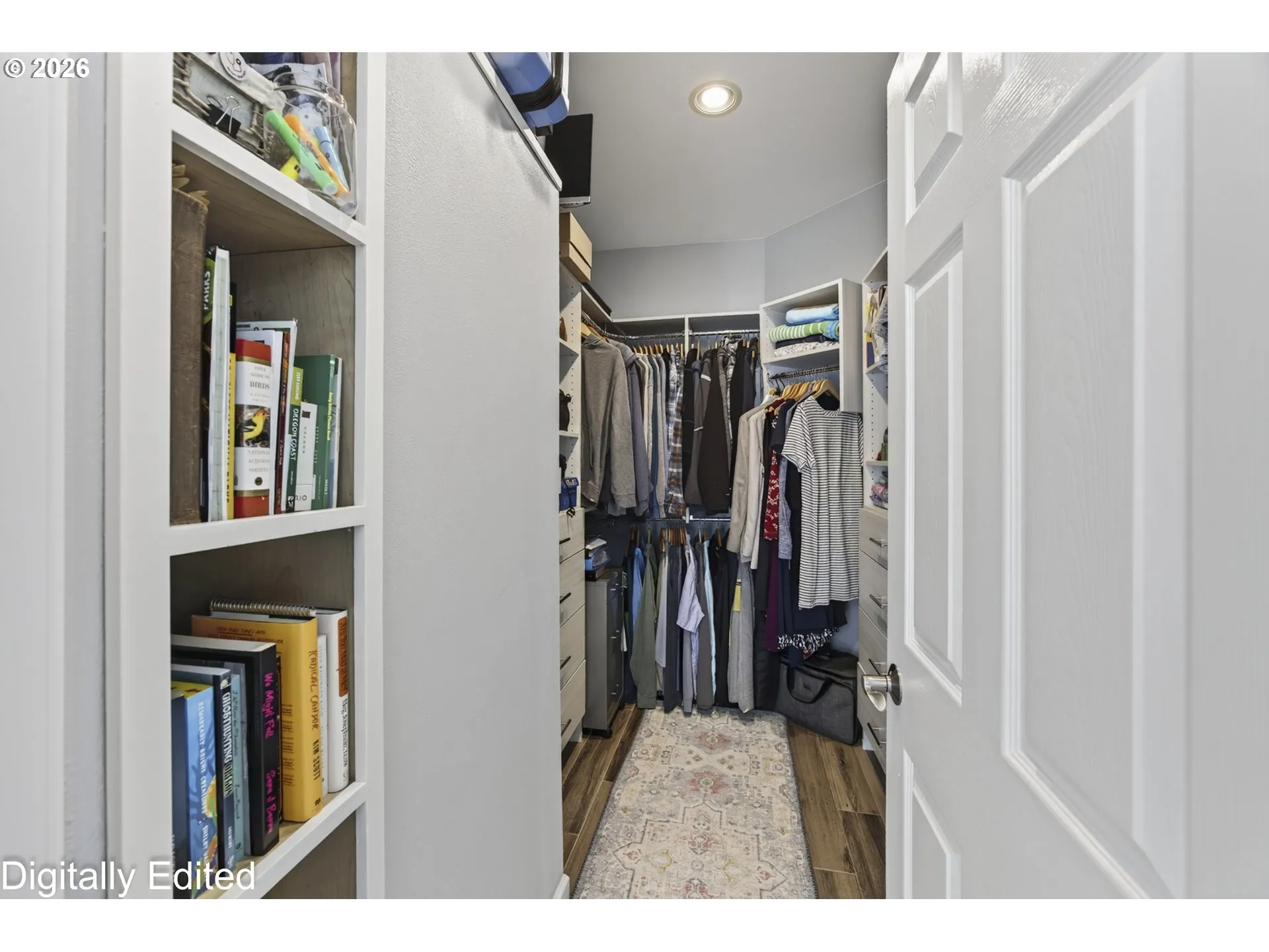 Bedroom, Owner's Suite-Walk-In Closet