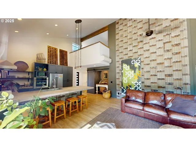 Kitchen/Living Room
