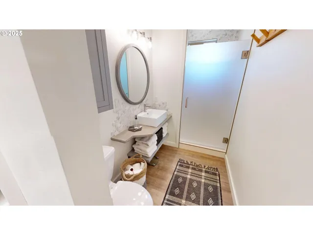 Owner's Suite Bathroom-Full Bathroom