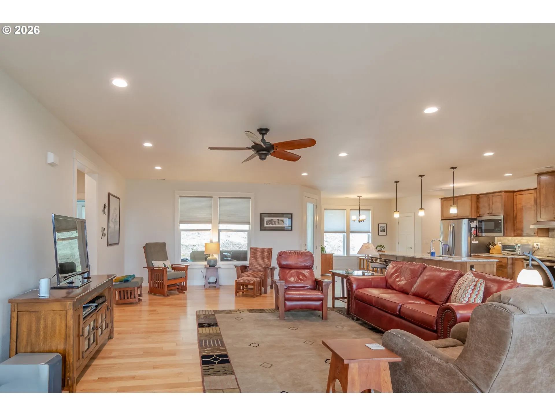 Living Room-Ceiling Fan