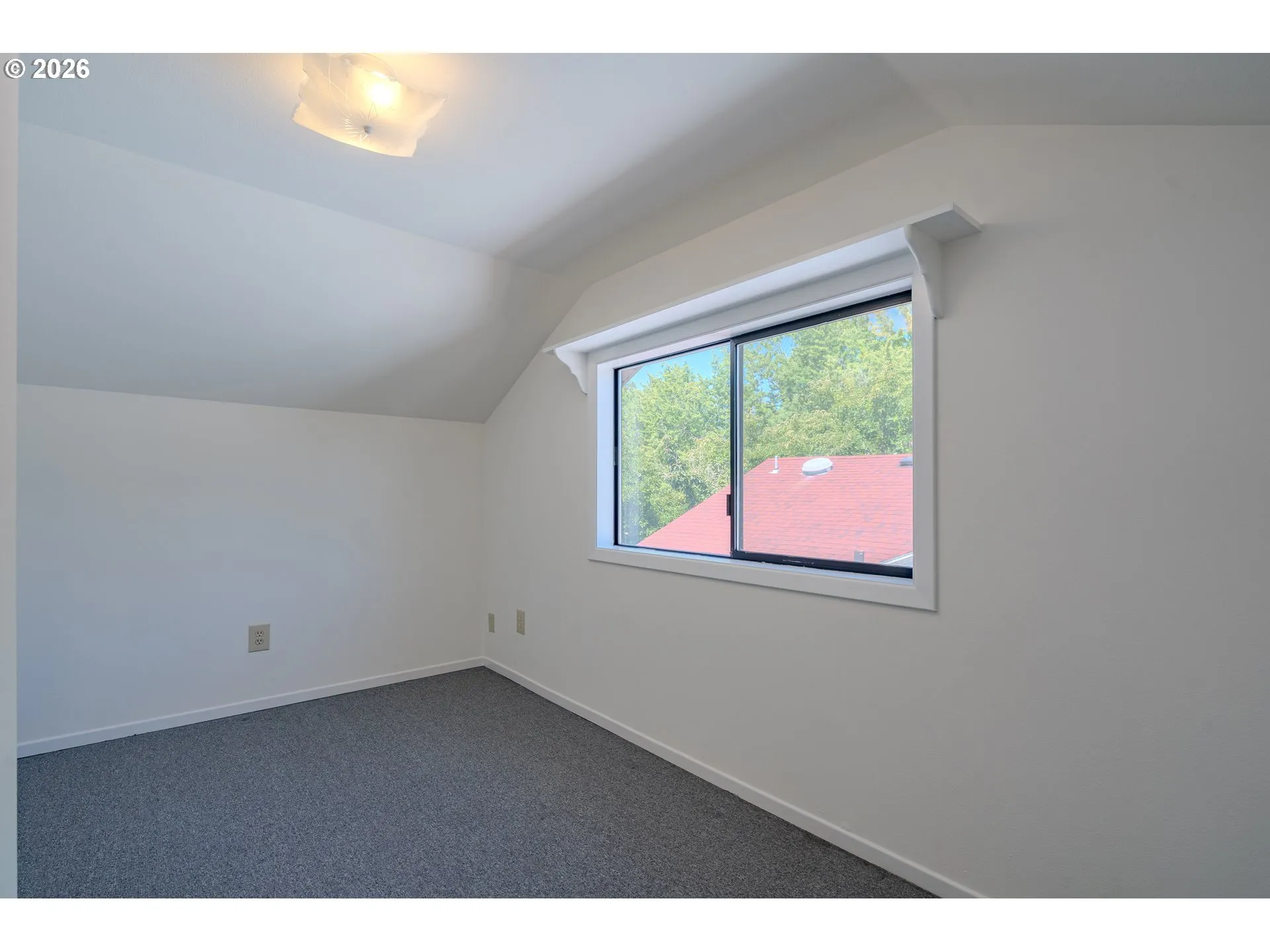 Bonus Room-Upper