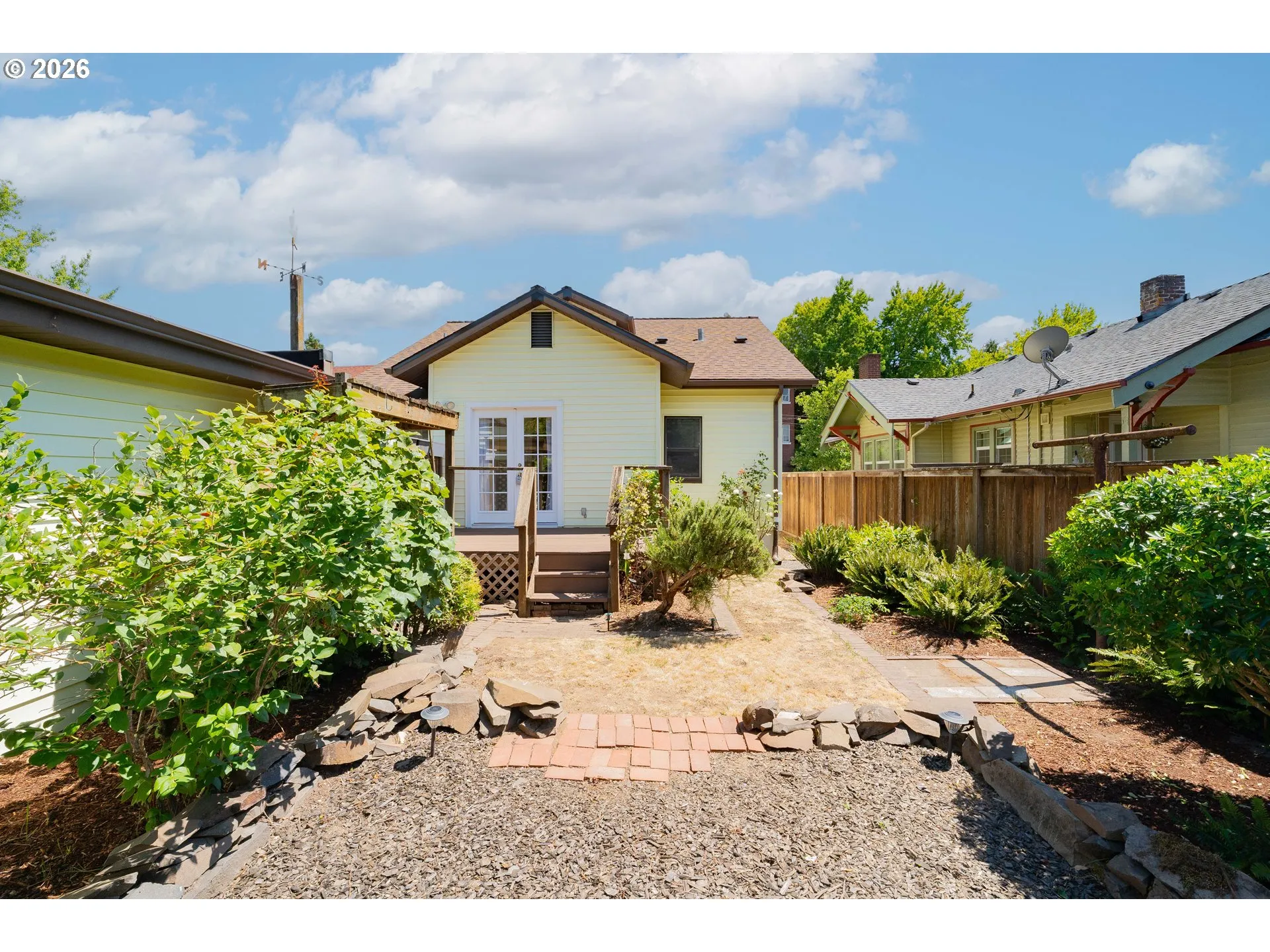 Yard-Back