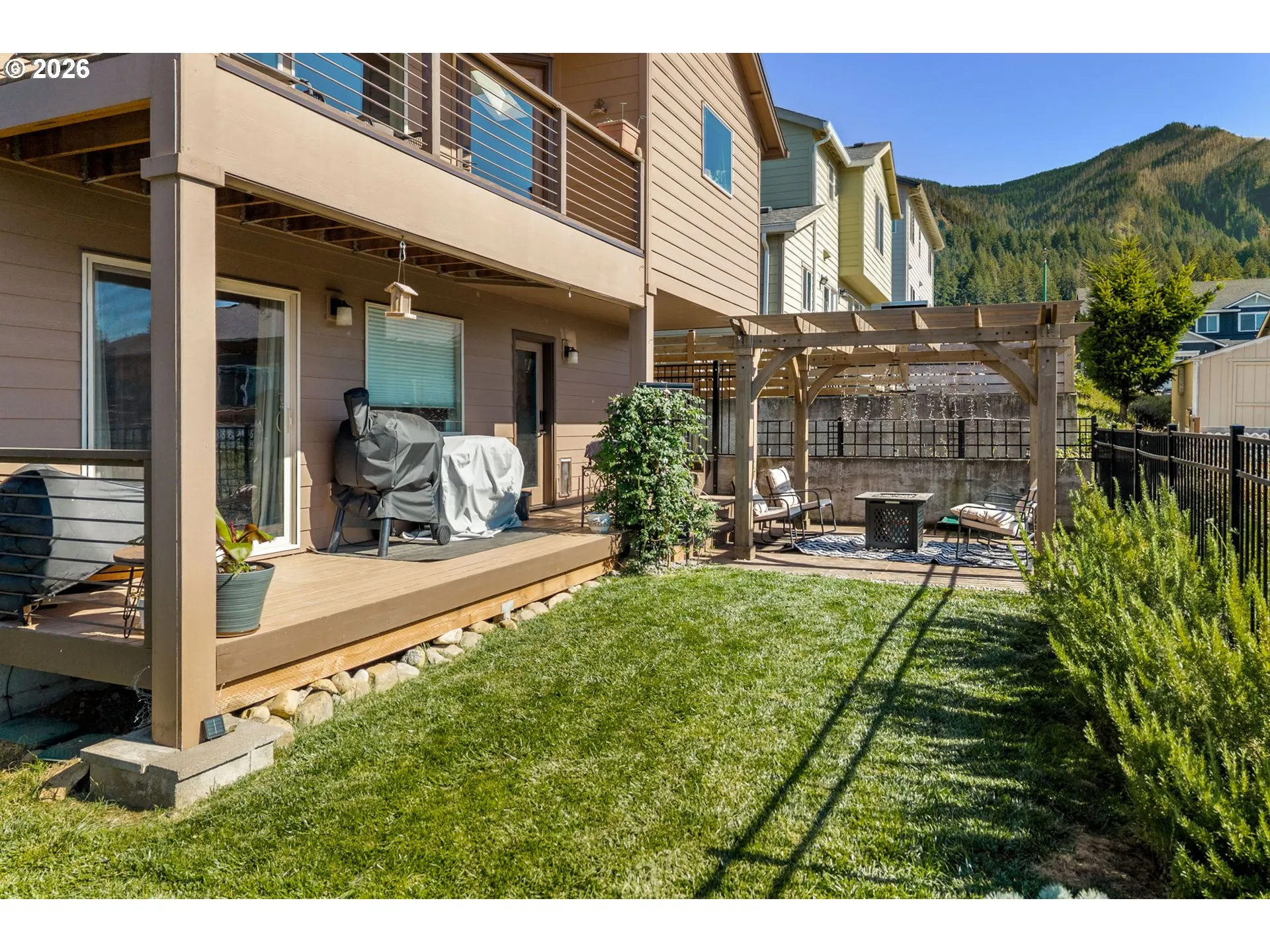 Yard-Fenced