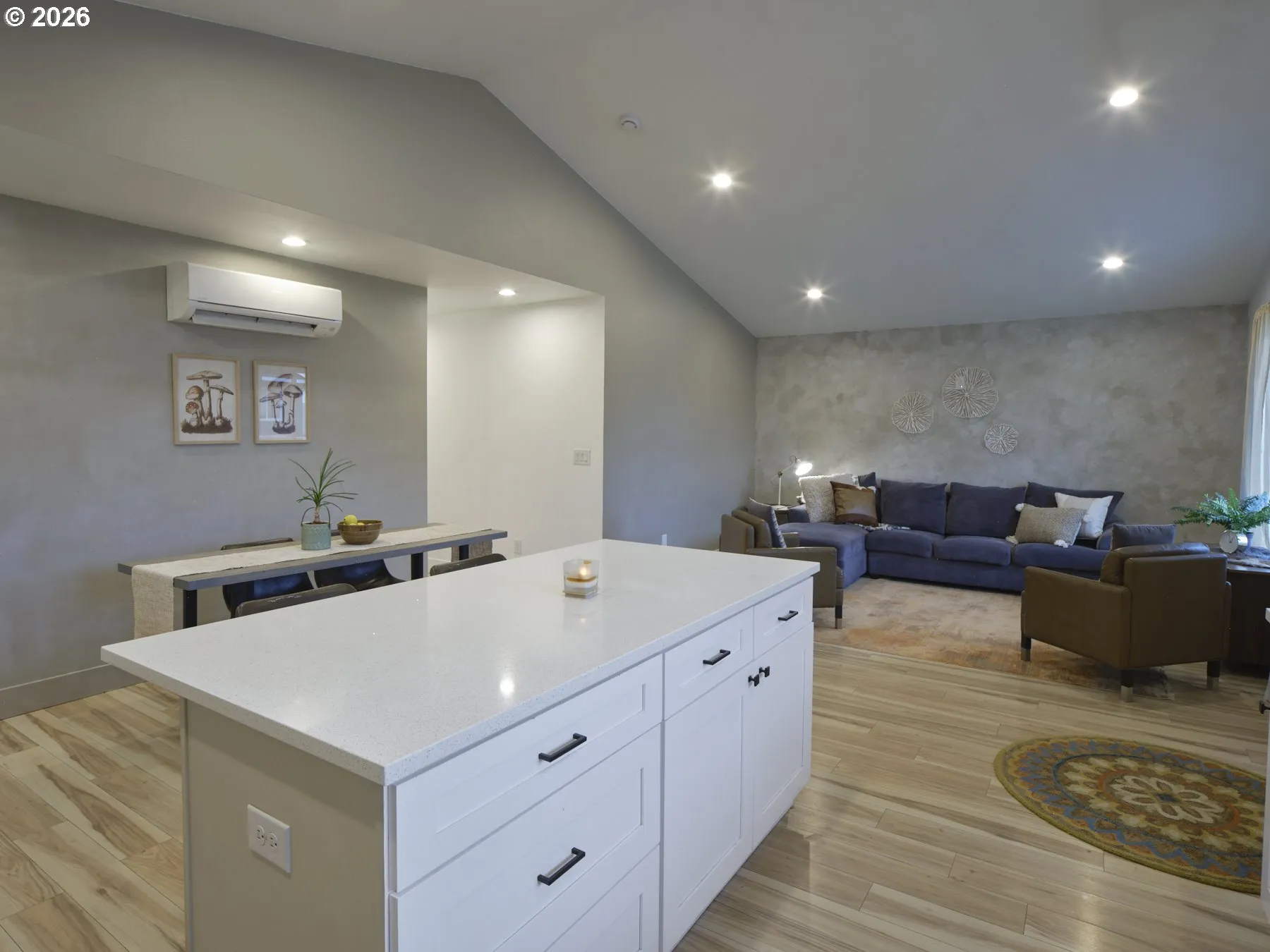 Kitchen-Island
