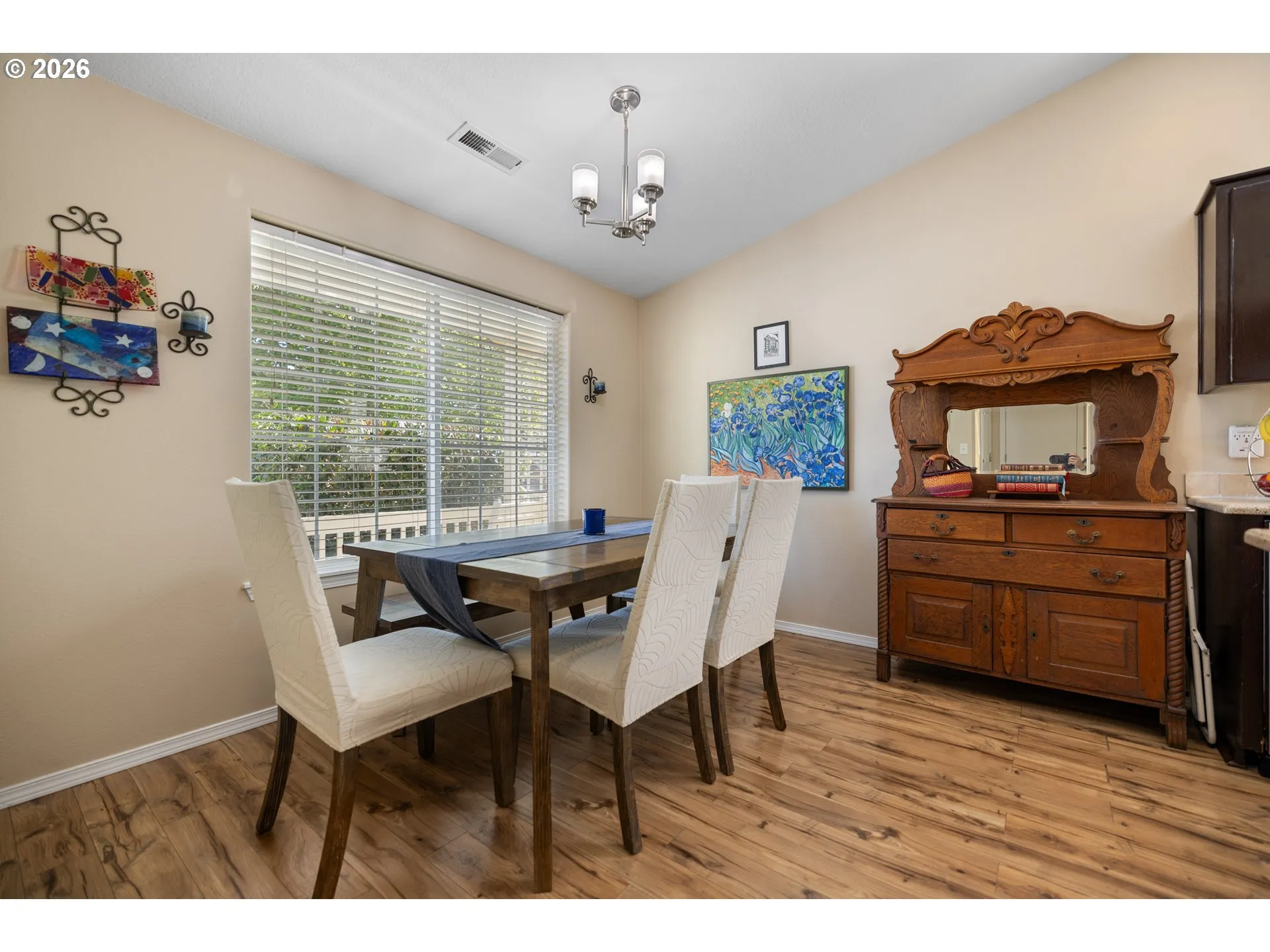 Dining Room-Vaulted Ceilings