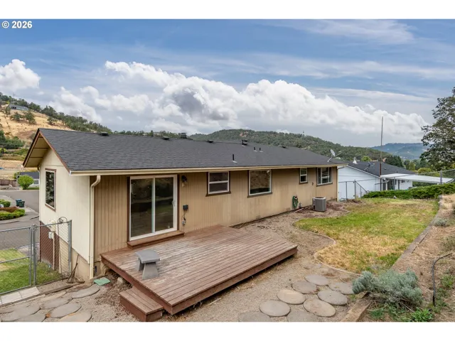 Backyard-Fenced