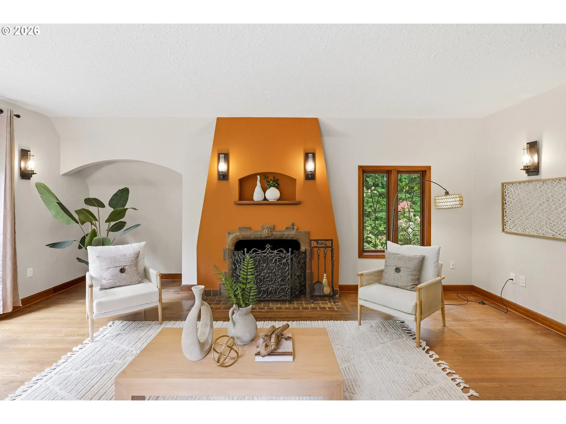 Living Room-Fireplace