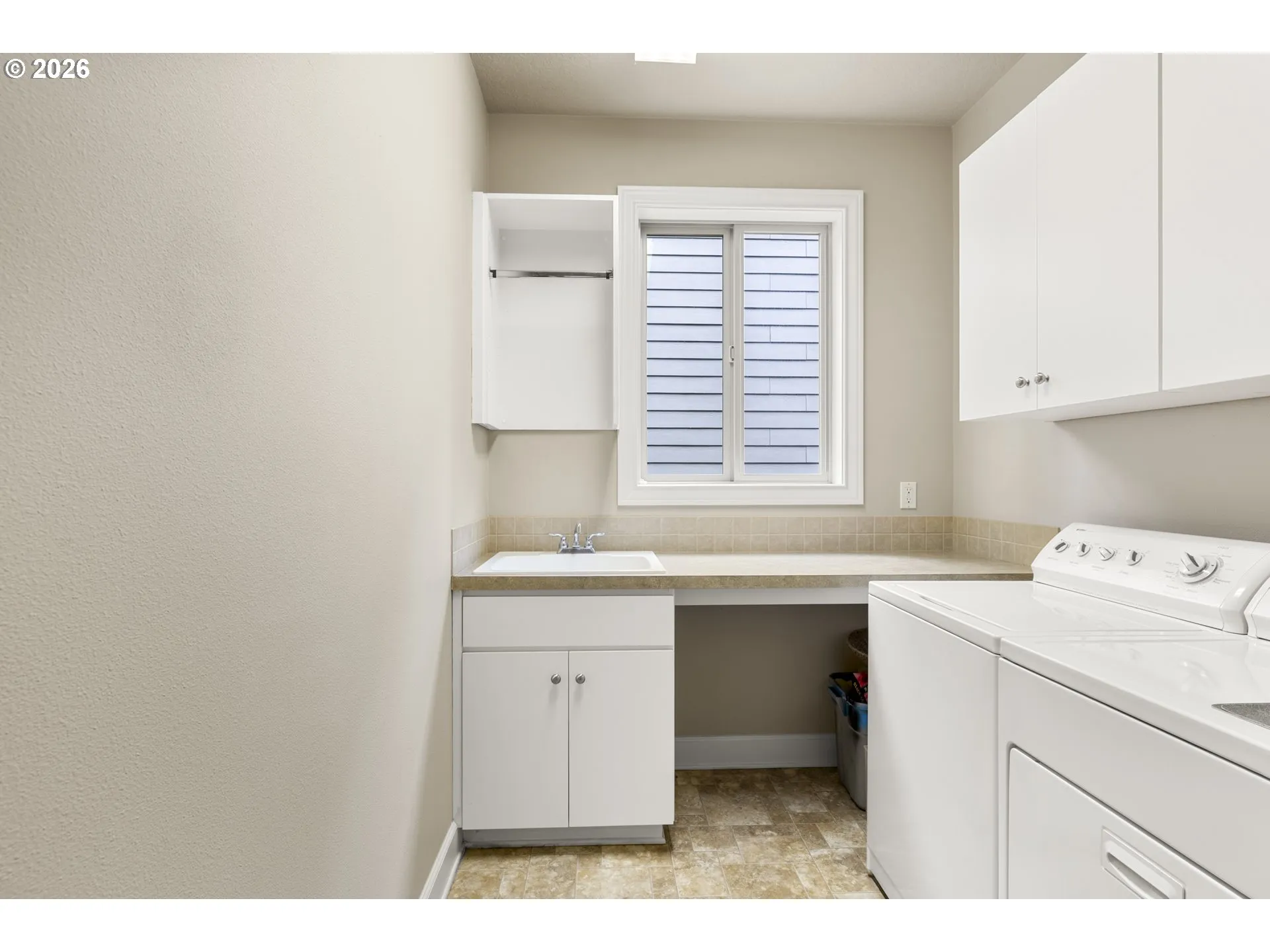 Laundry-Main