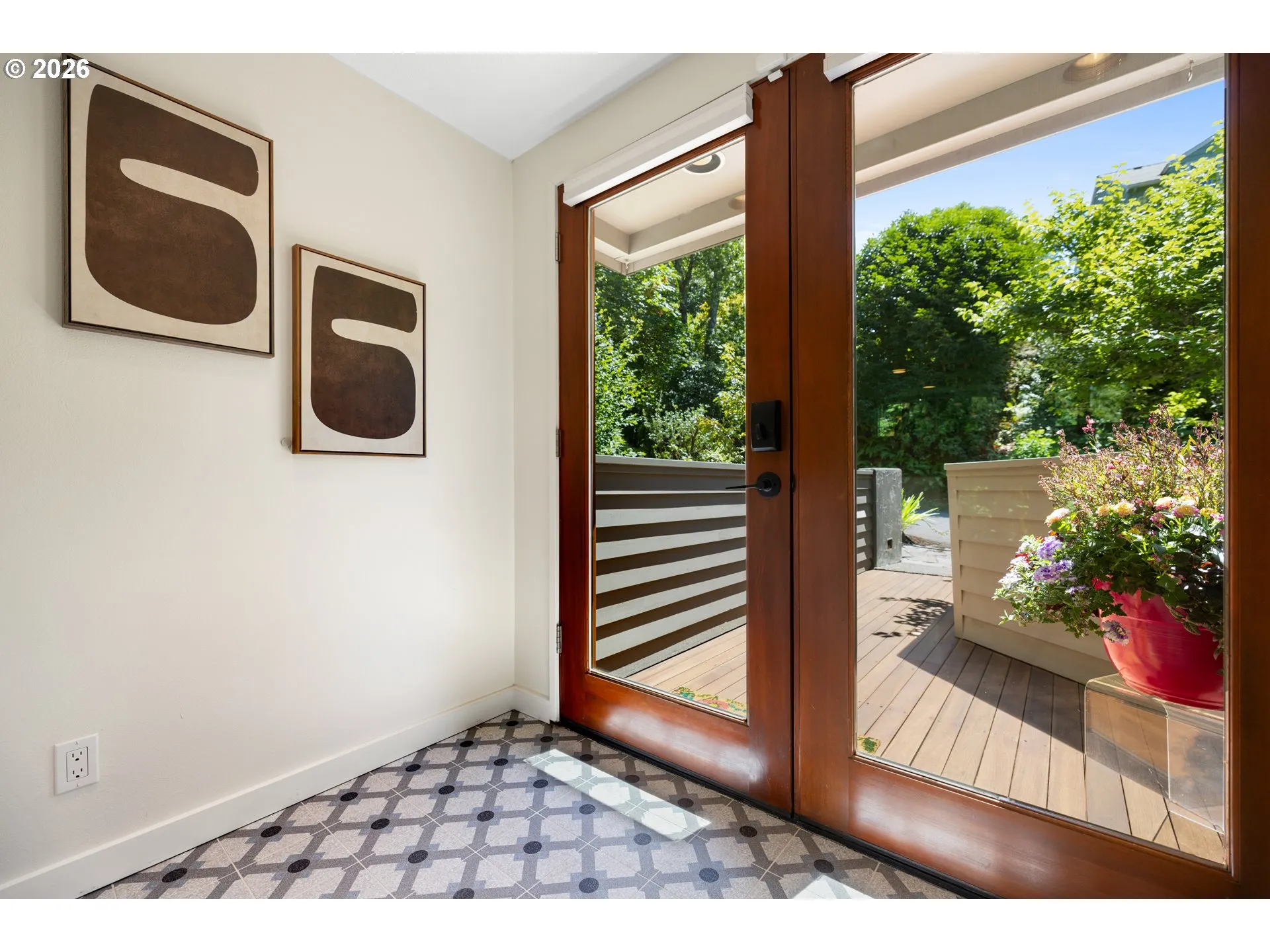 Entrance/Foyer