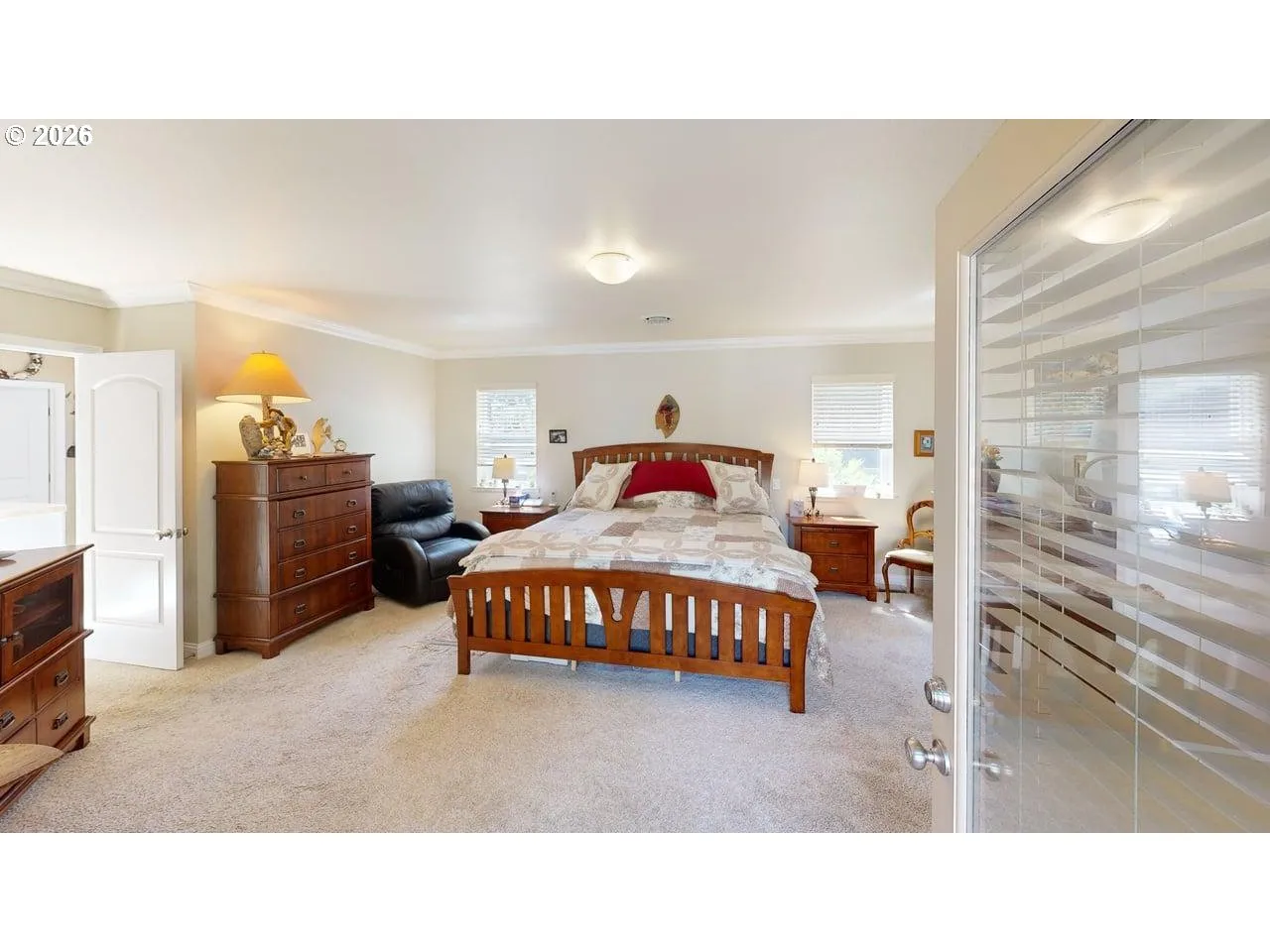 Bedroom, Primary