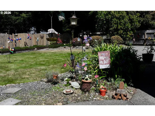 Yard-Fenced