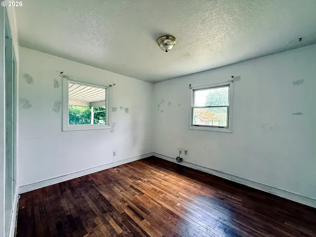 Bedroom-Main