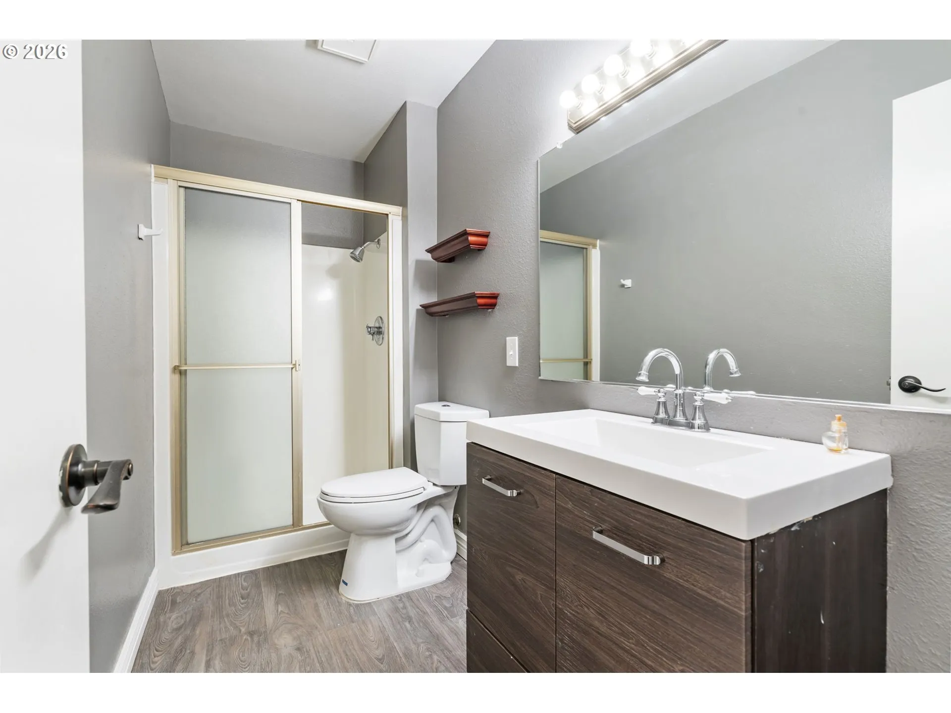 Bathroom-Lower