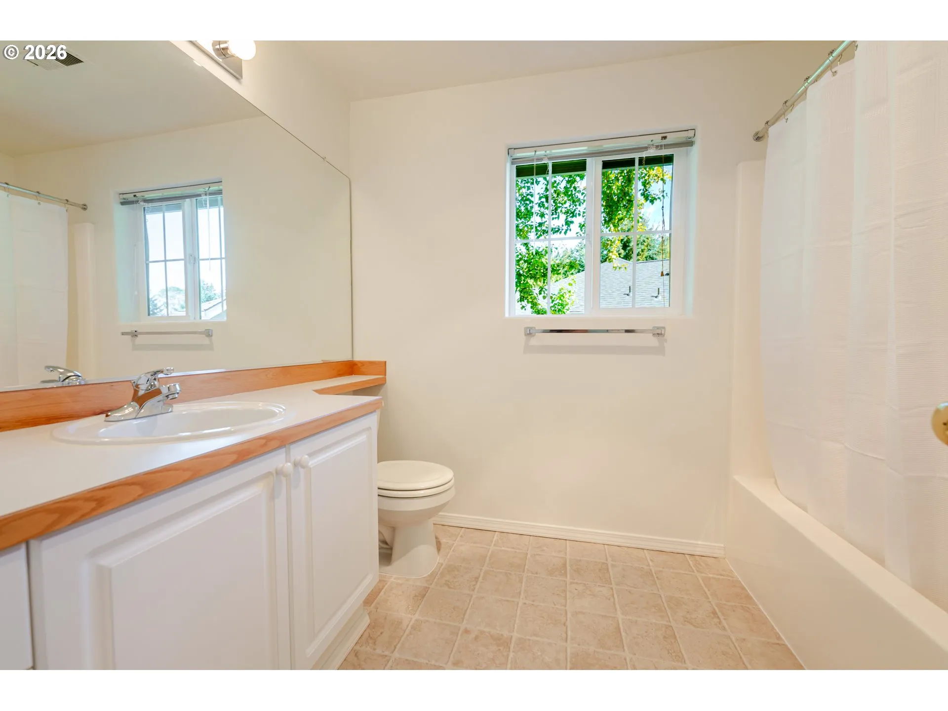Bathroom-Hall