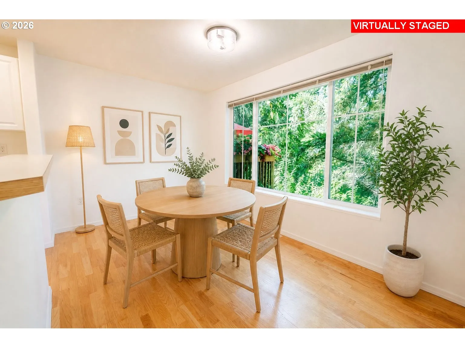 Kitchen/Nook-Eating Area