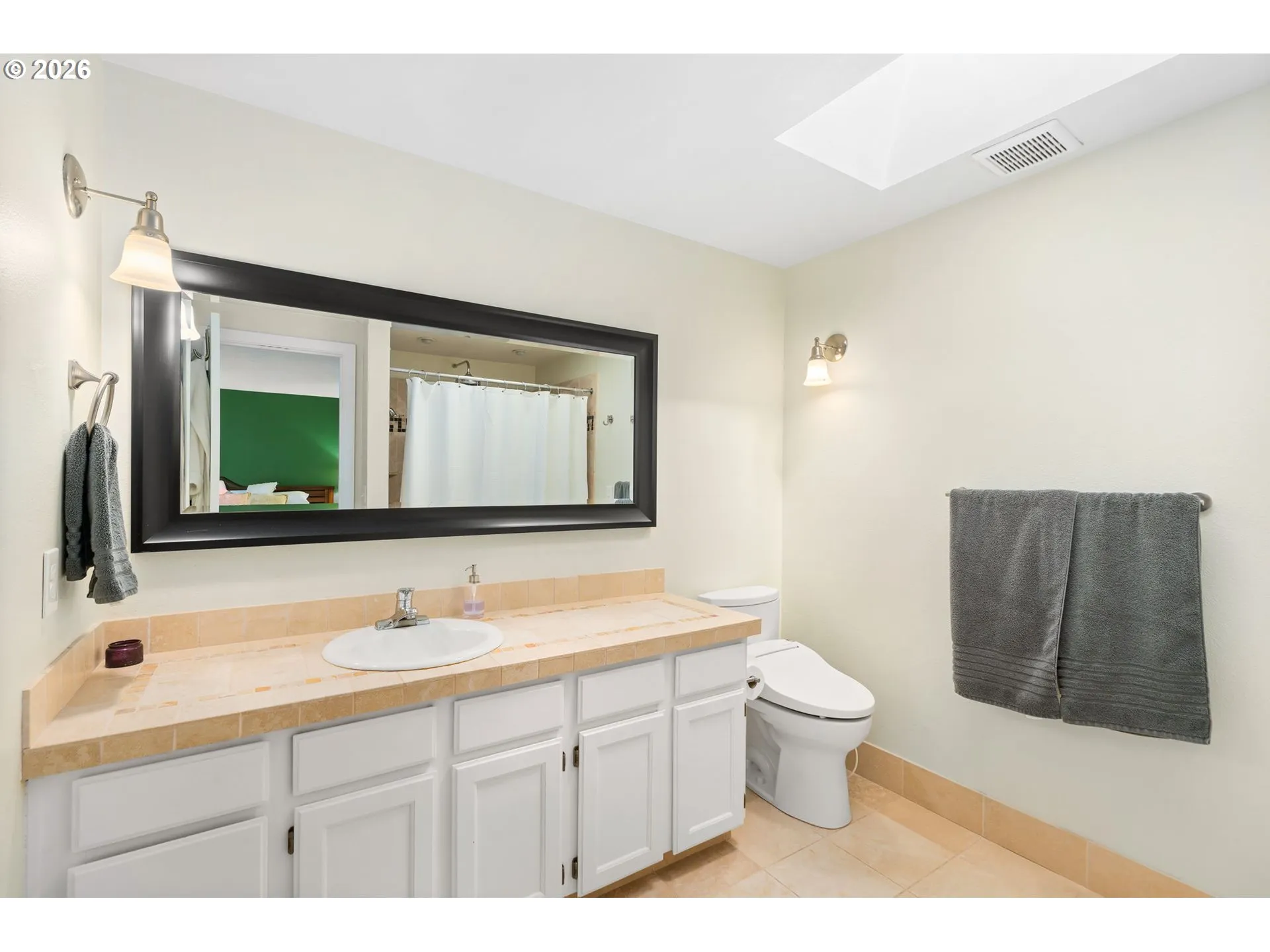 Primary Bedroom-Attached Bathroom