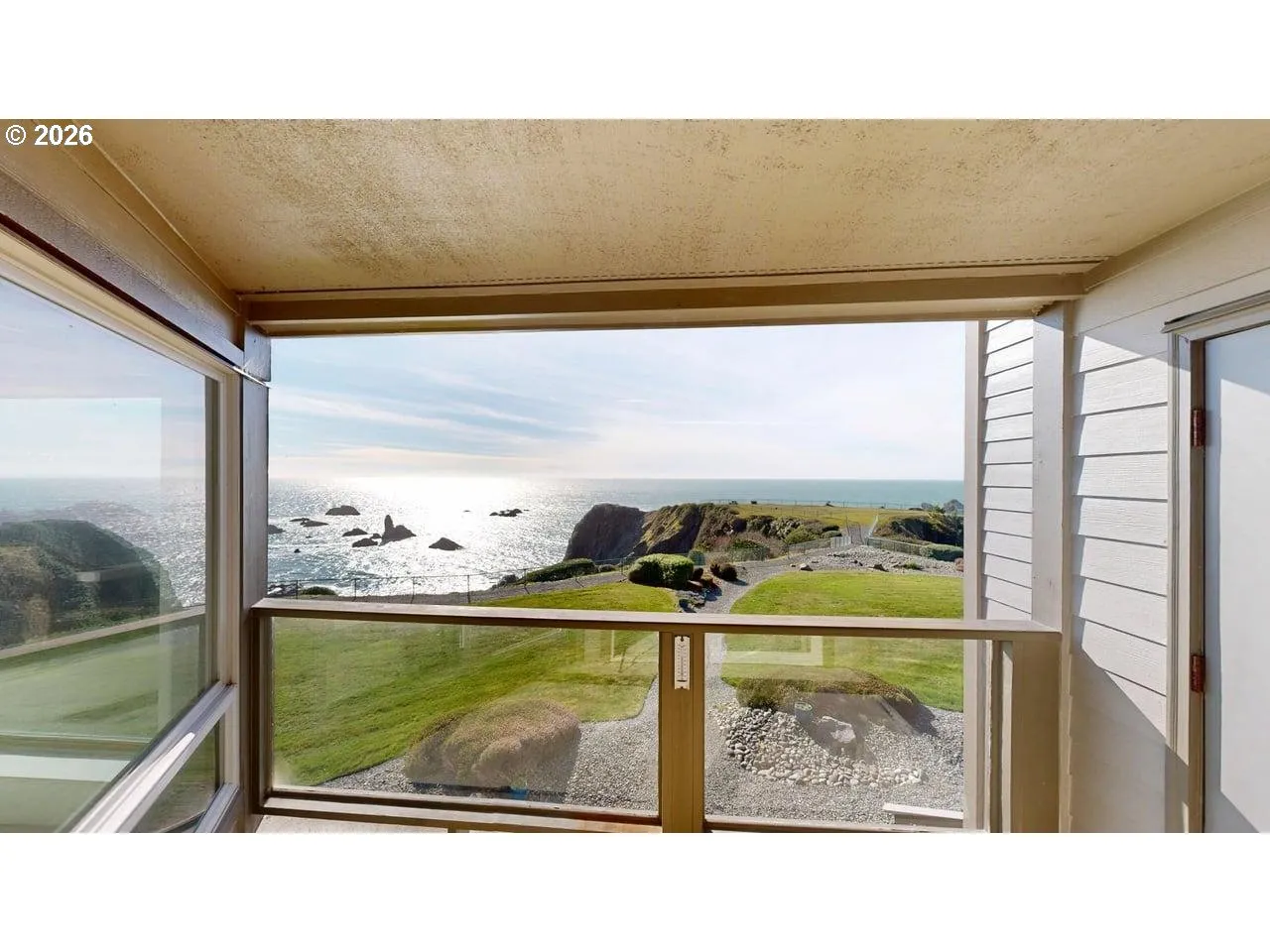 Bedroom, Owner's Suite-Main