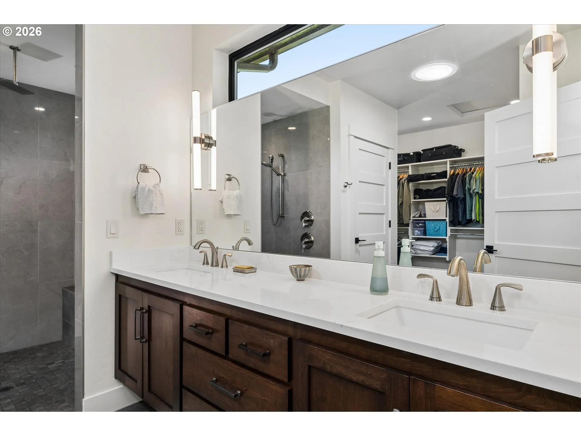 Bathroom, Attached-Double Sinks
