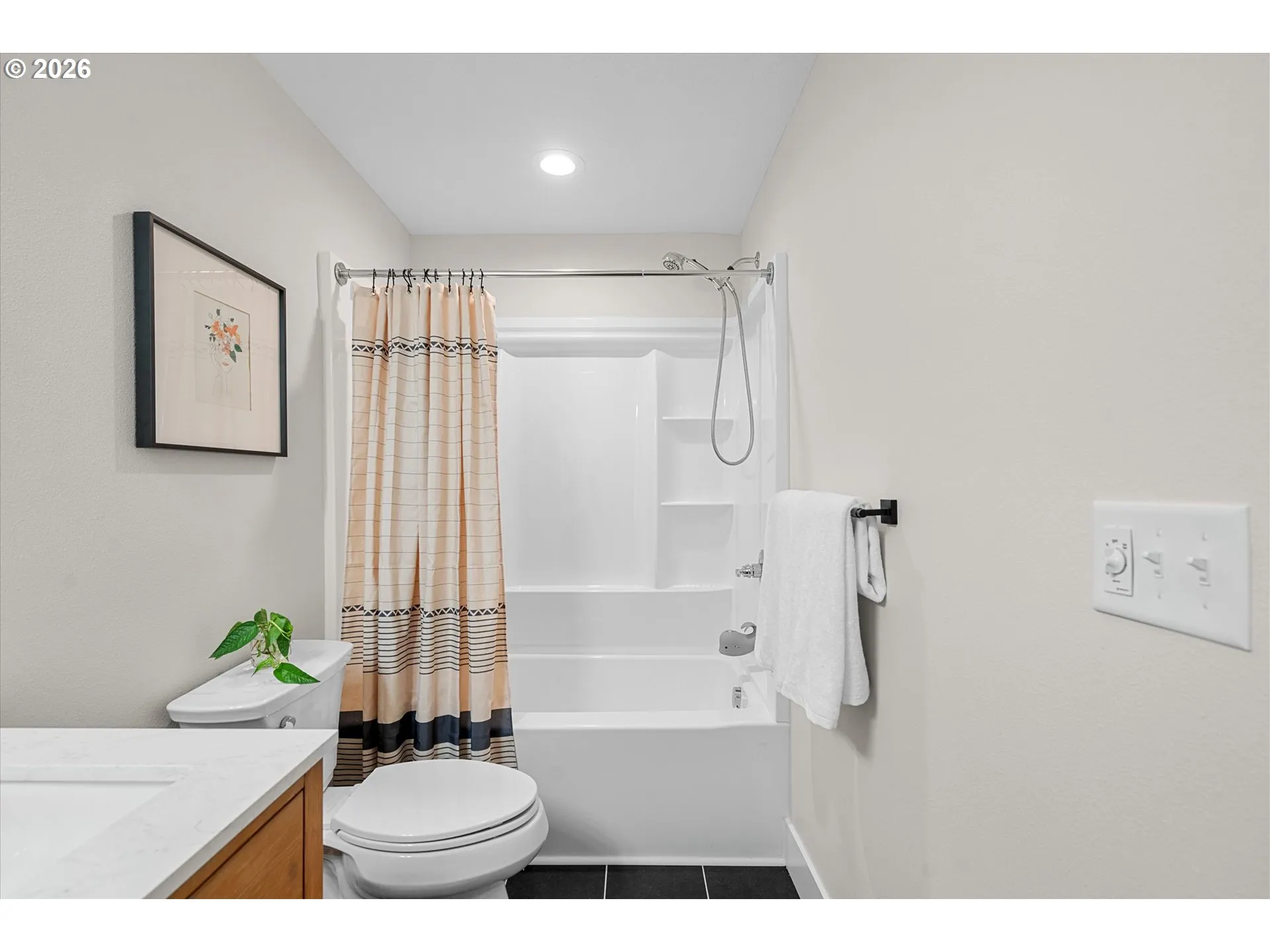 Bathroom-Upper
