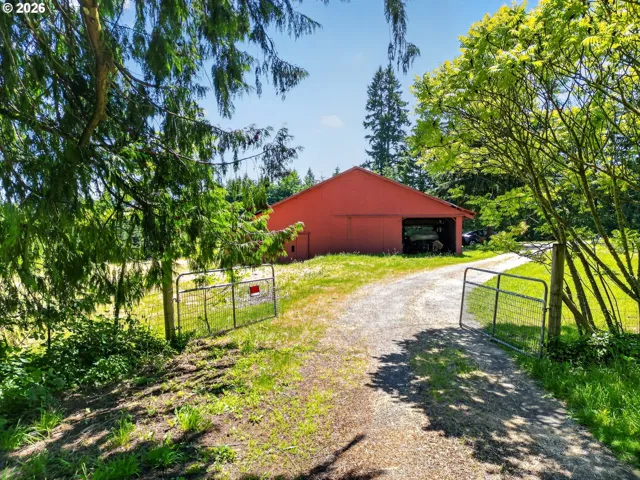 Barn