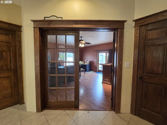 Family Room-Main
