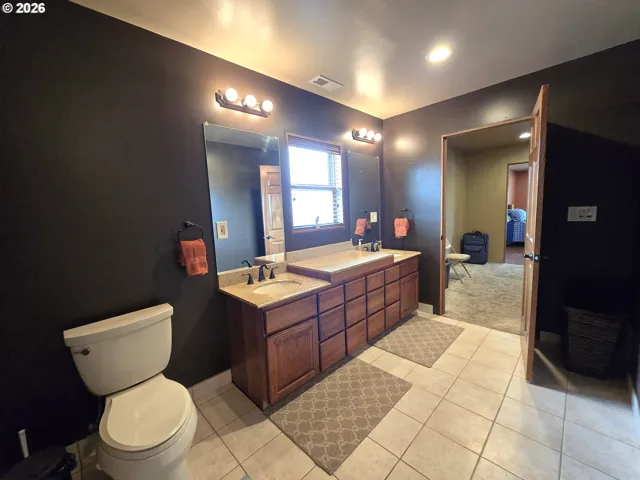Owner's Suite Bathroom-Double Sinks