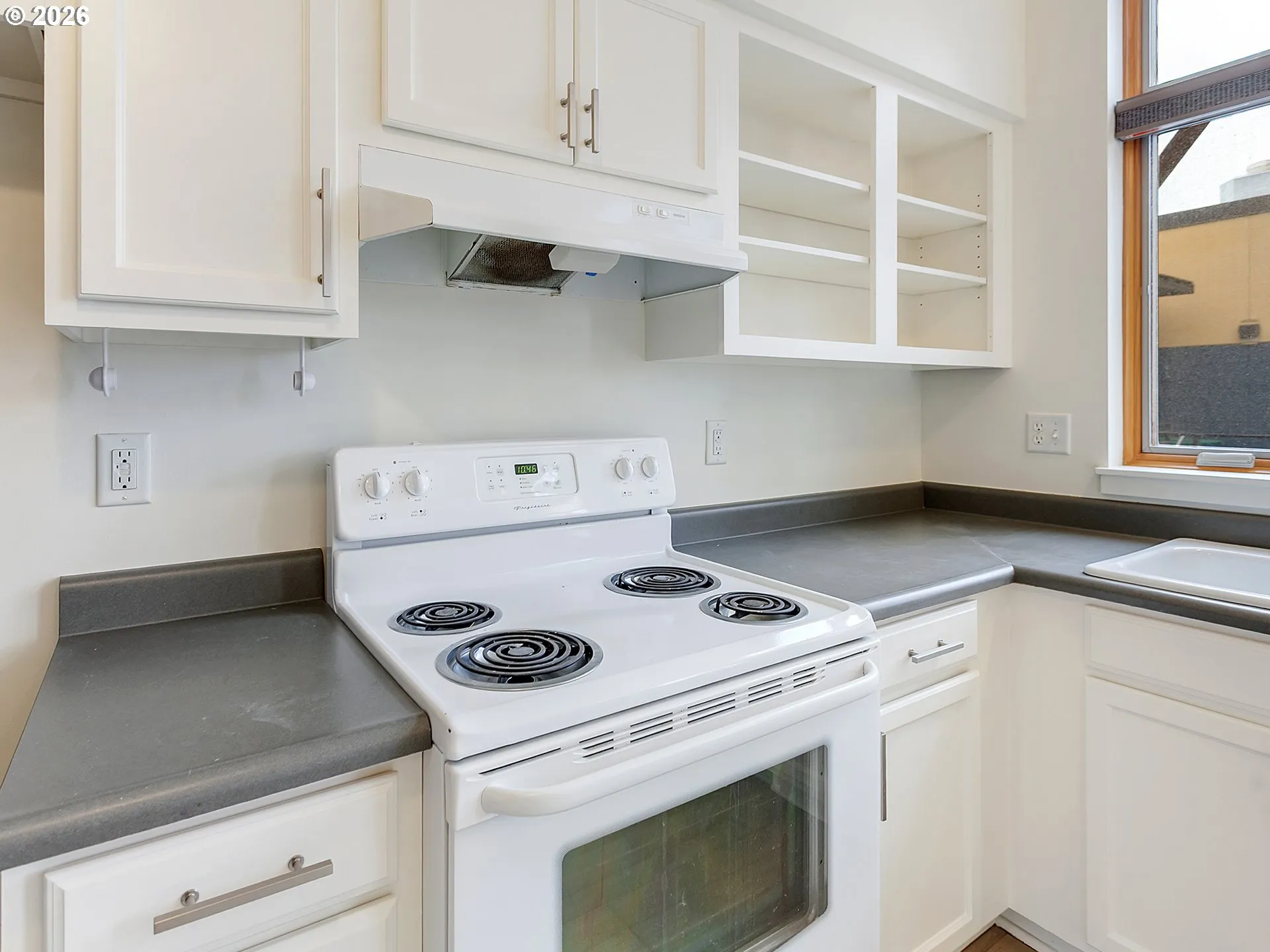 Kitchen-Oven