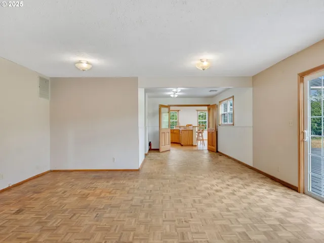 Living Room/Dining Room