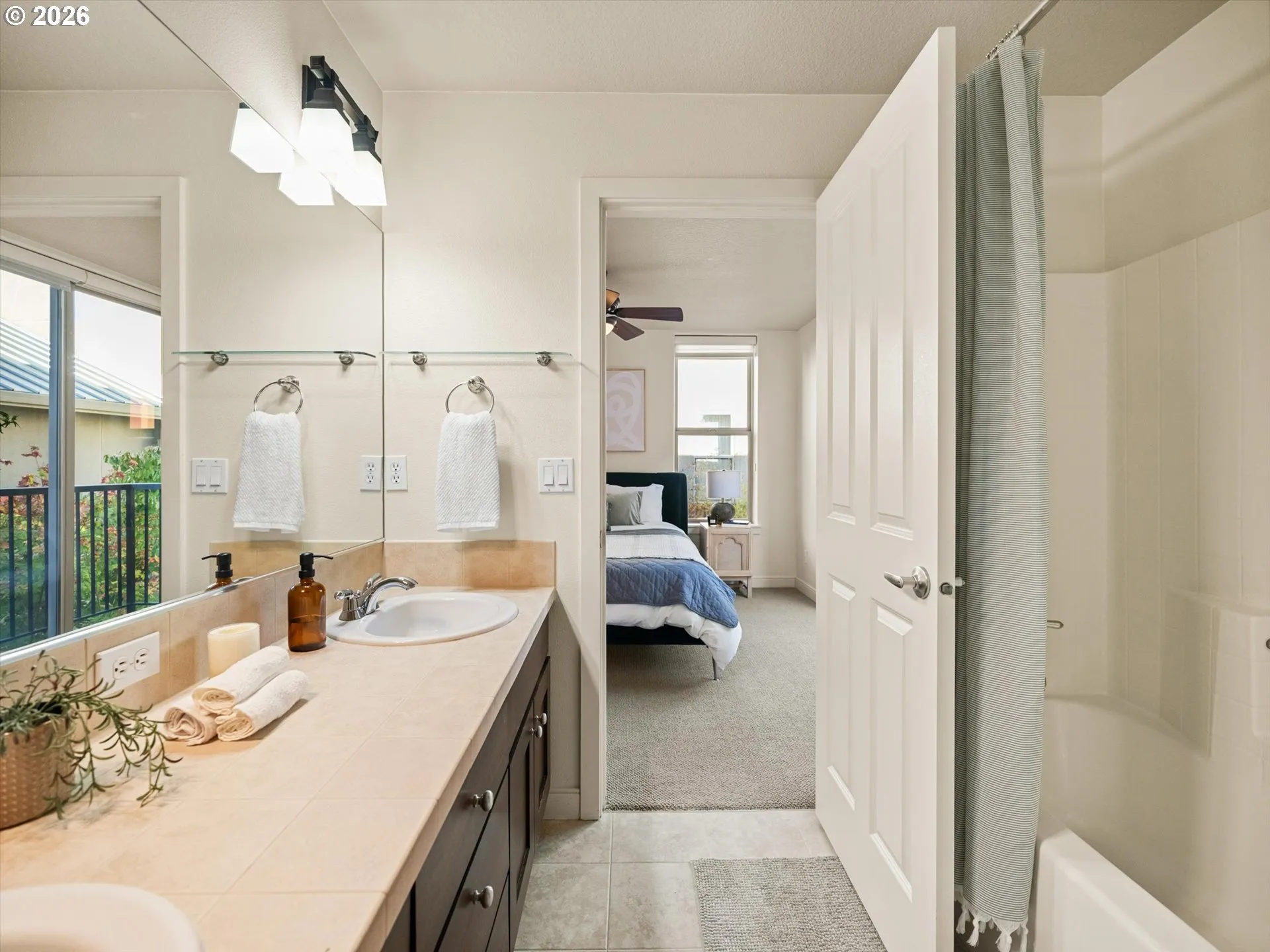 Owner's Suite Bathroom-Full Bathroom
