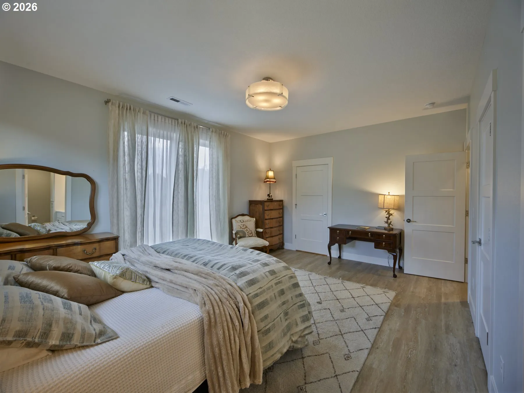 Bedroom, Primary