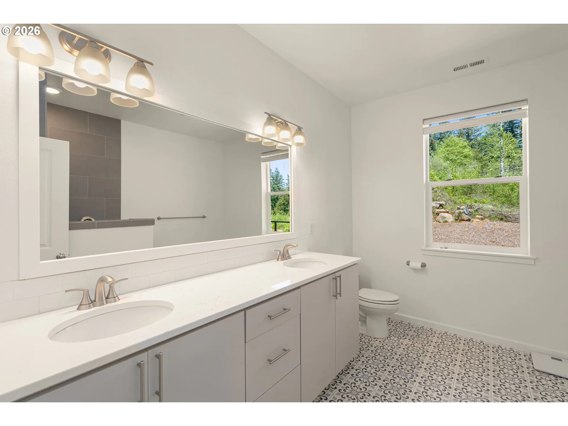 Bathroom, Attached