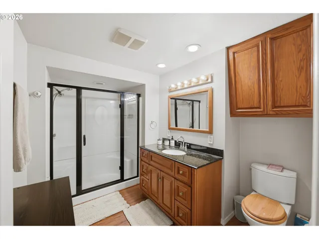 Bathroom-Walk in Shower