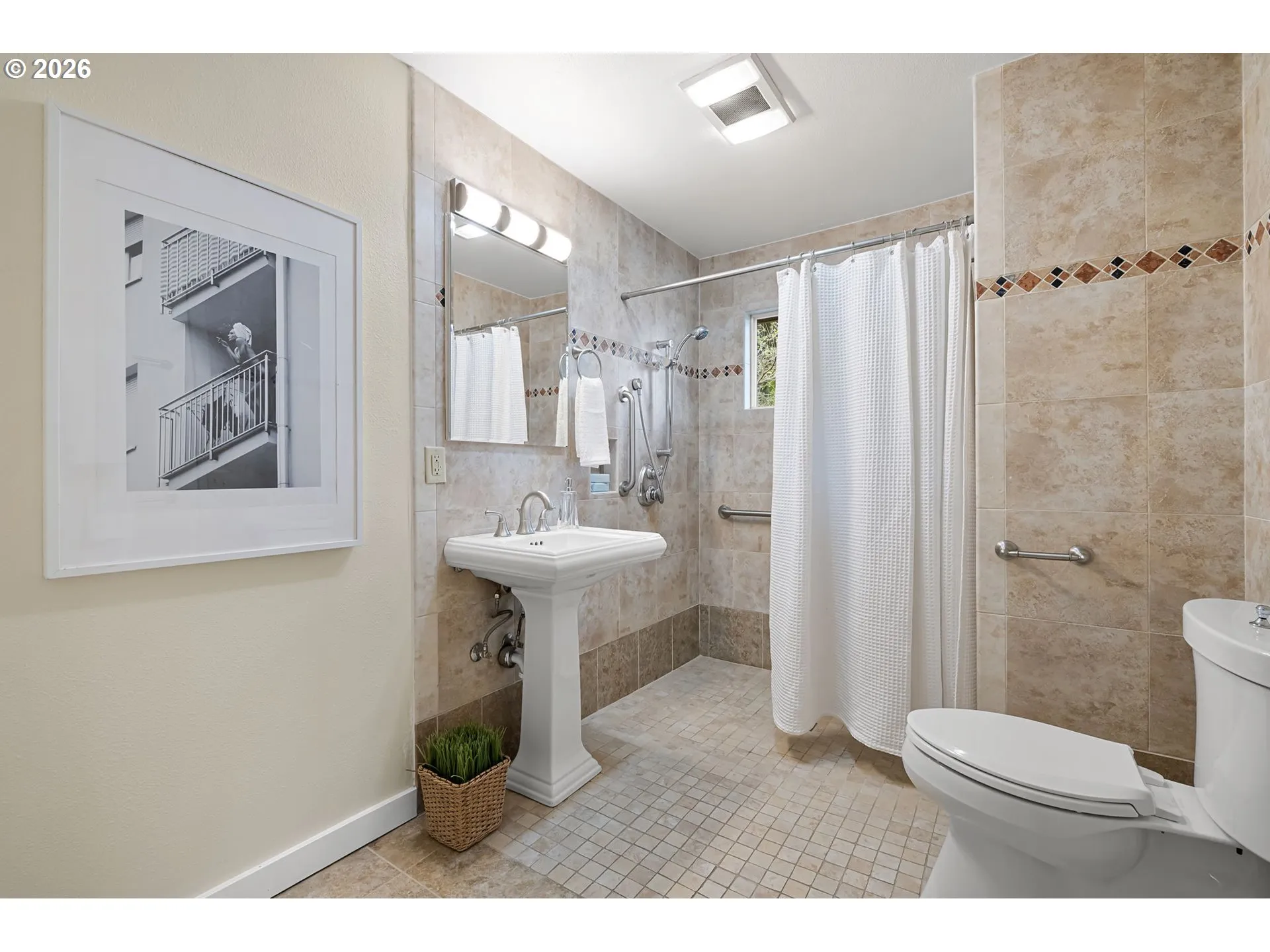 Bathroom, Attached-Walk in Shower