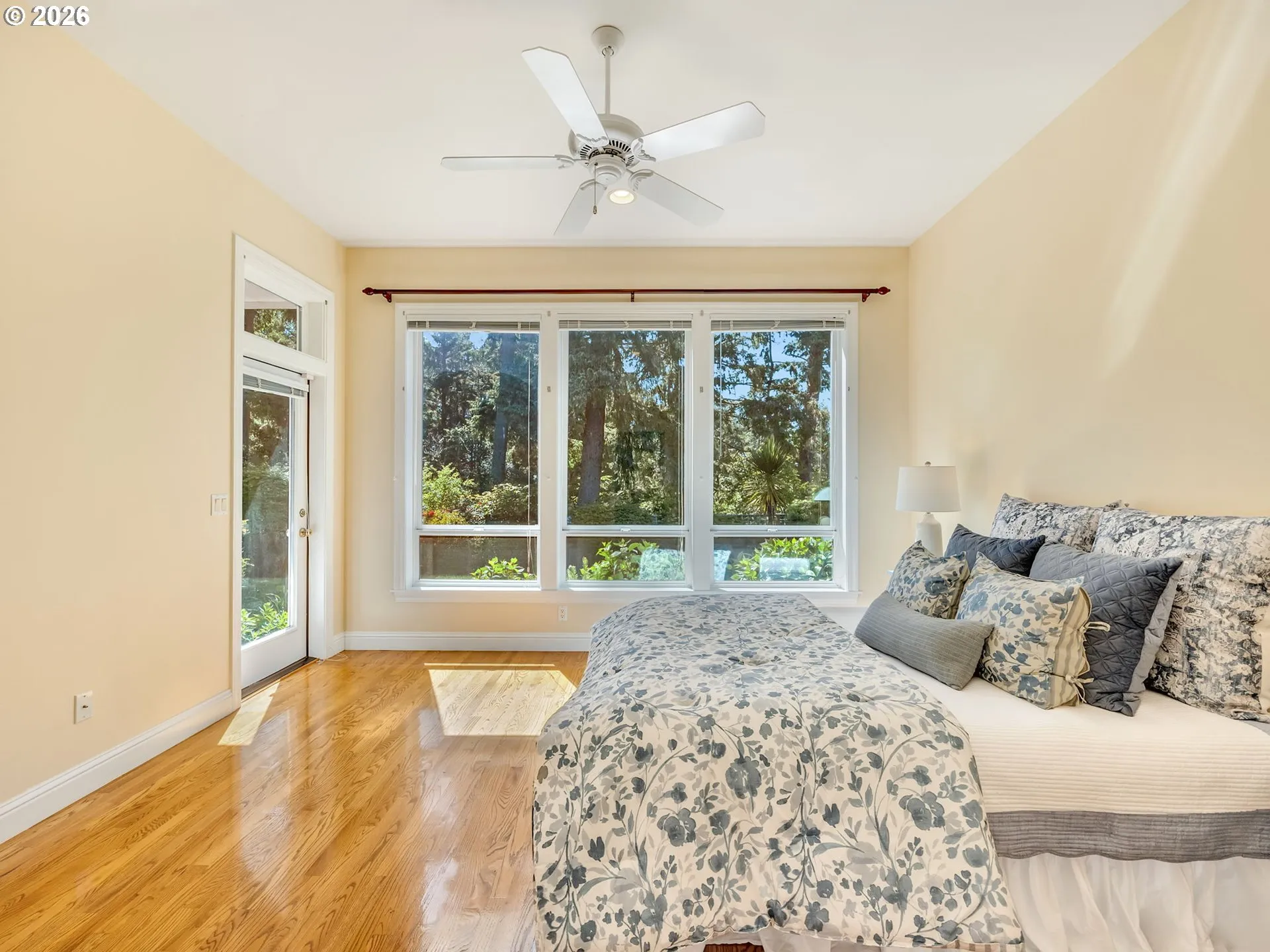 Bedroom, Primary