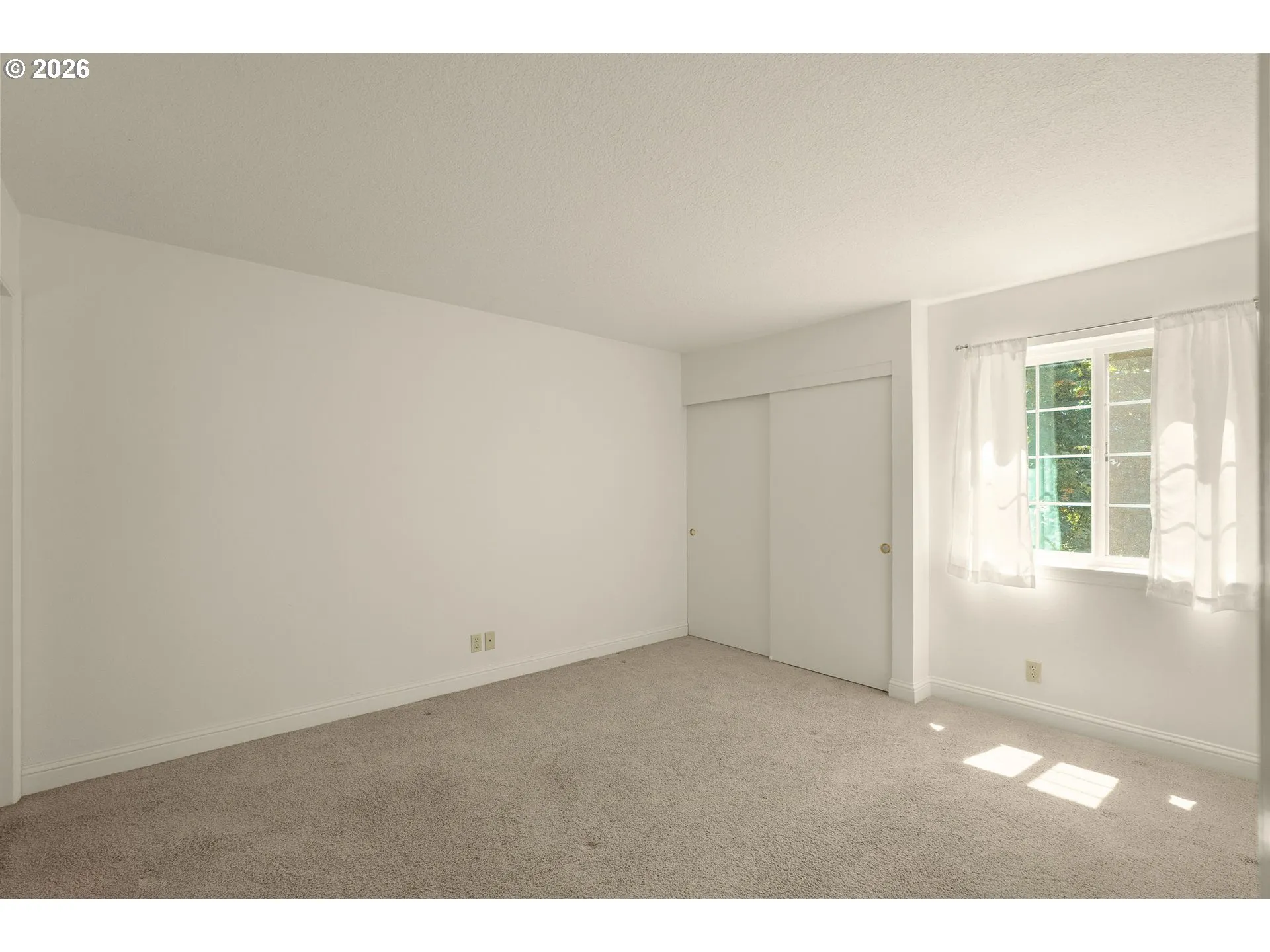 Primary Bedroom-Attached Bathroom