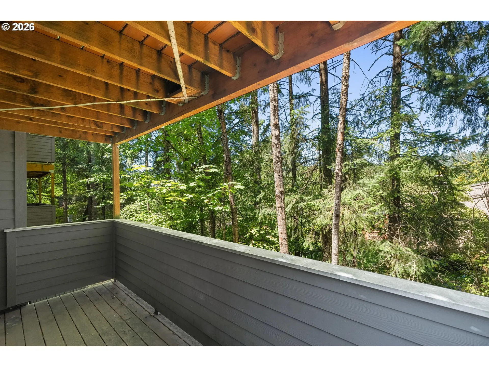 Balcony-Covered