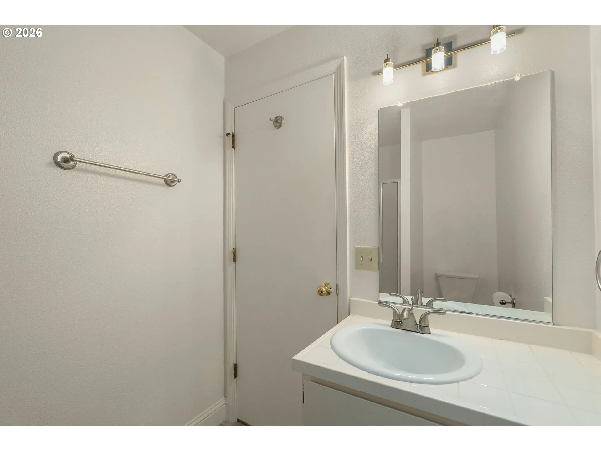 Bathroom, Attached