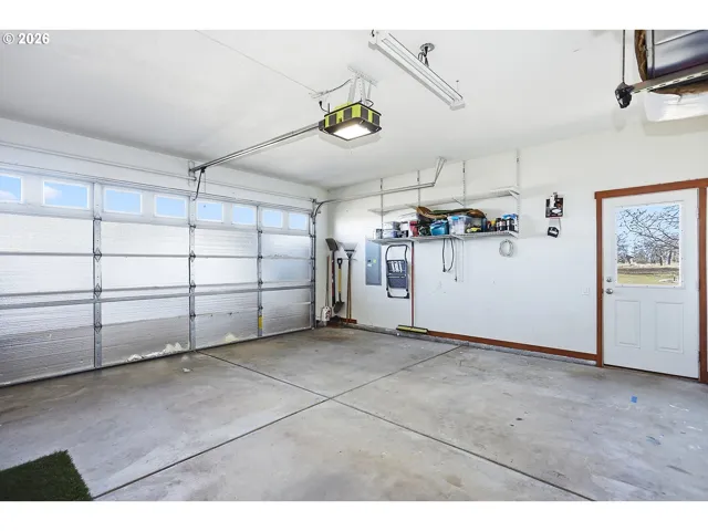 Garage-# 1