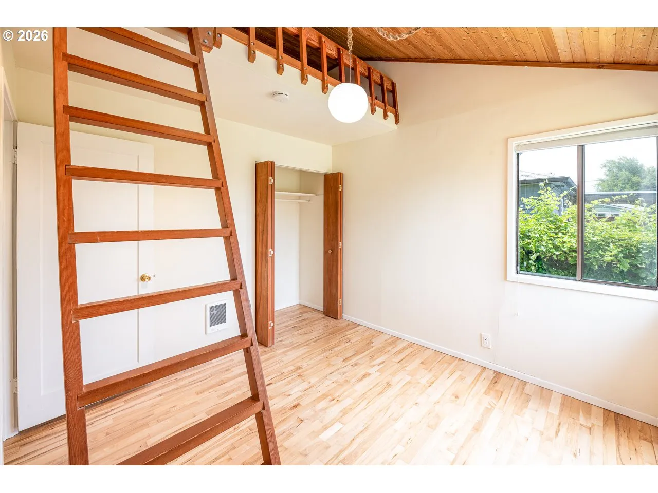 Bedroom-# 1