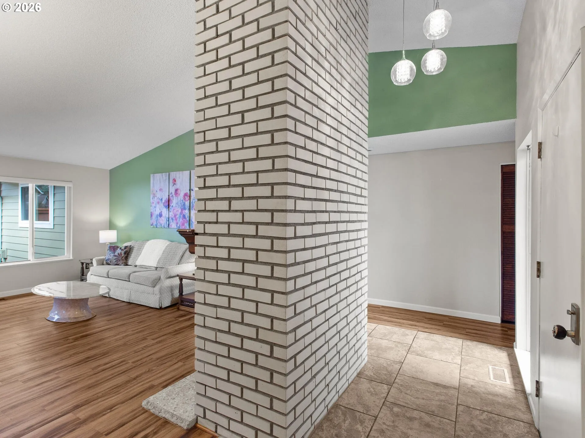 Entrance/Foyer