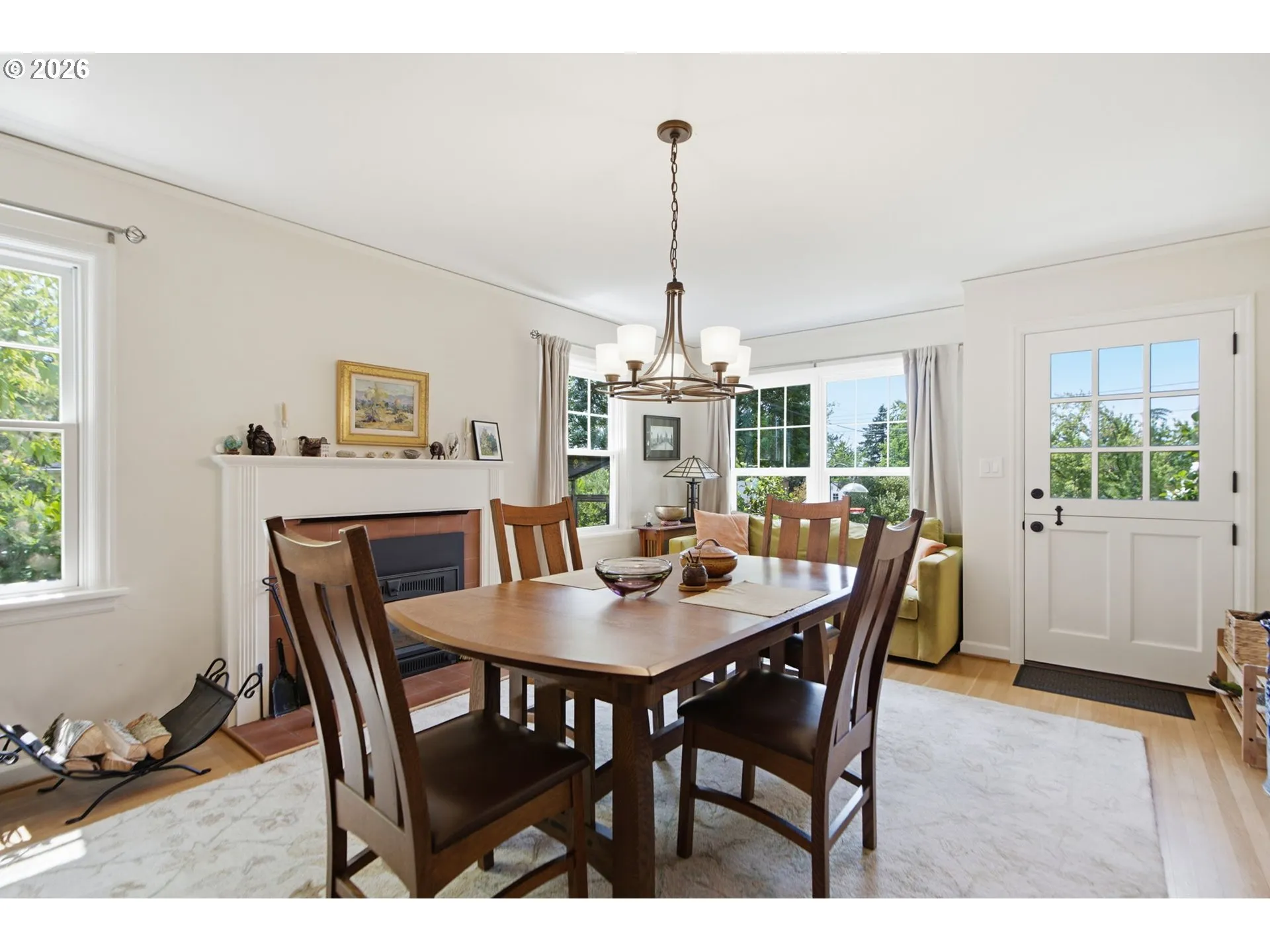 Living Room/Dining Room
