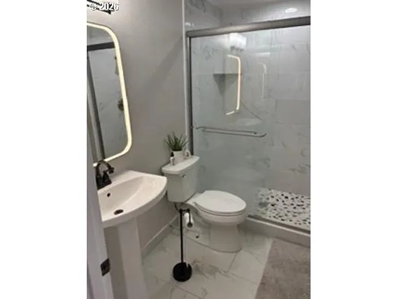 Bathroom-Hall