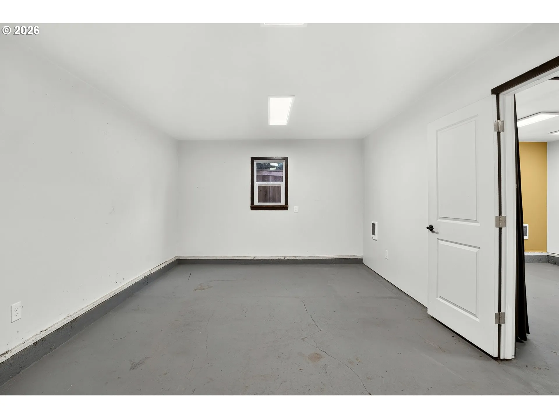 Garage-# 1