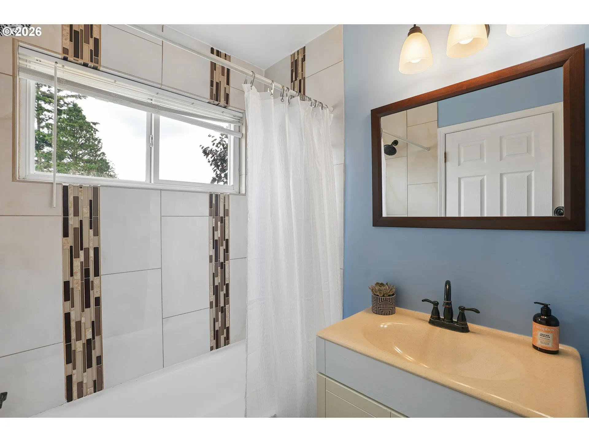 Primary Bedroom-Attached Bathroom
